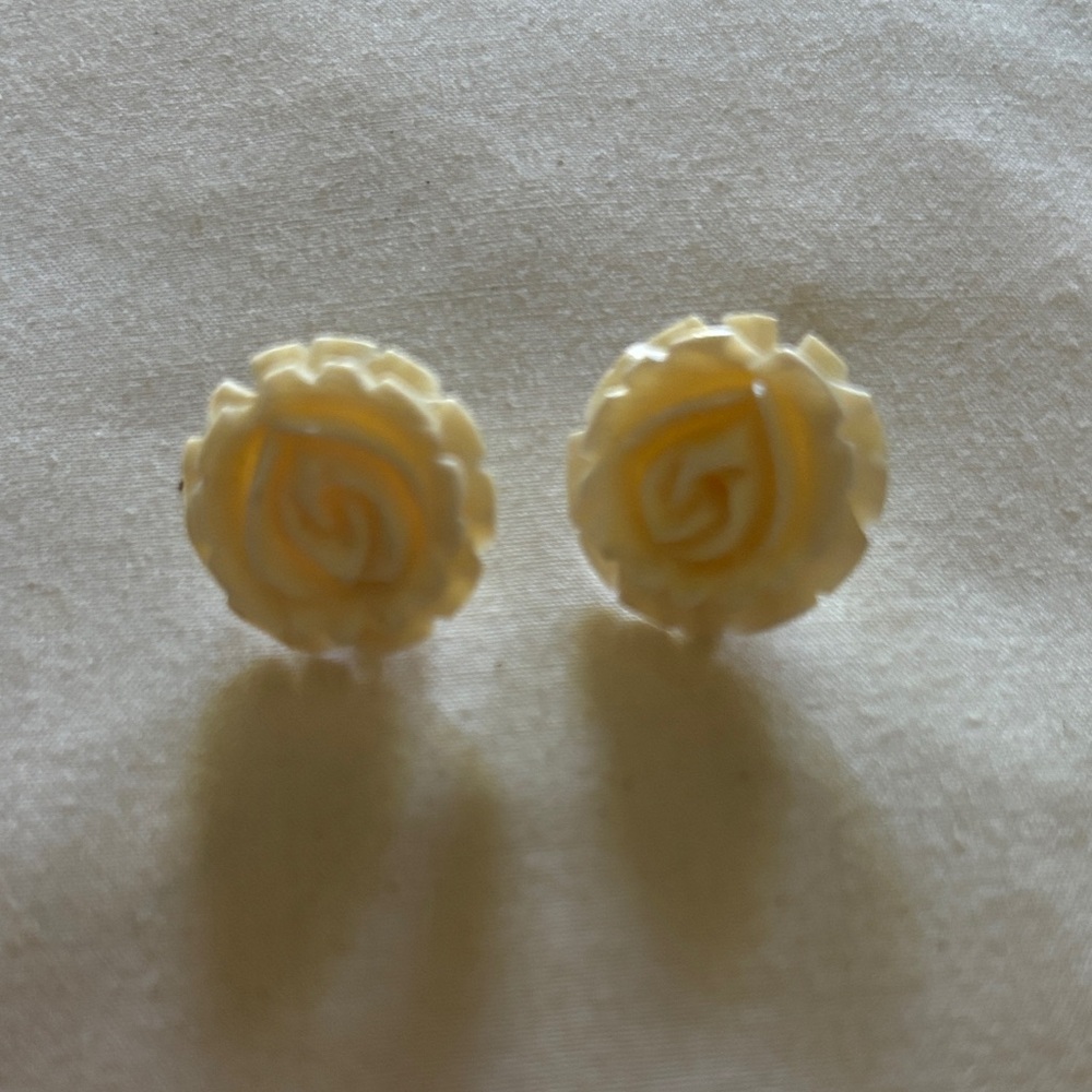 Elegant Cream Rose Earrings